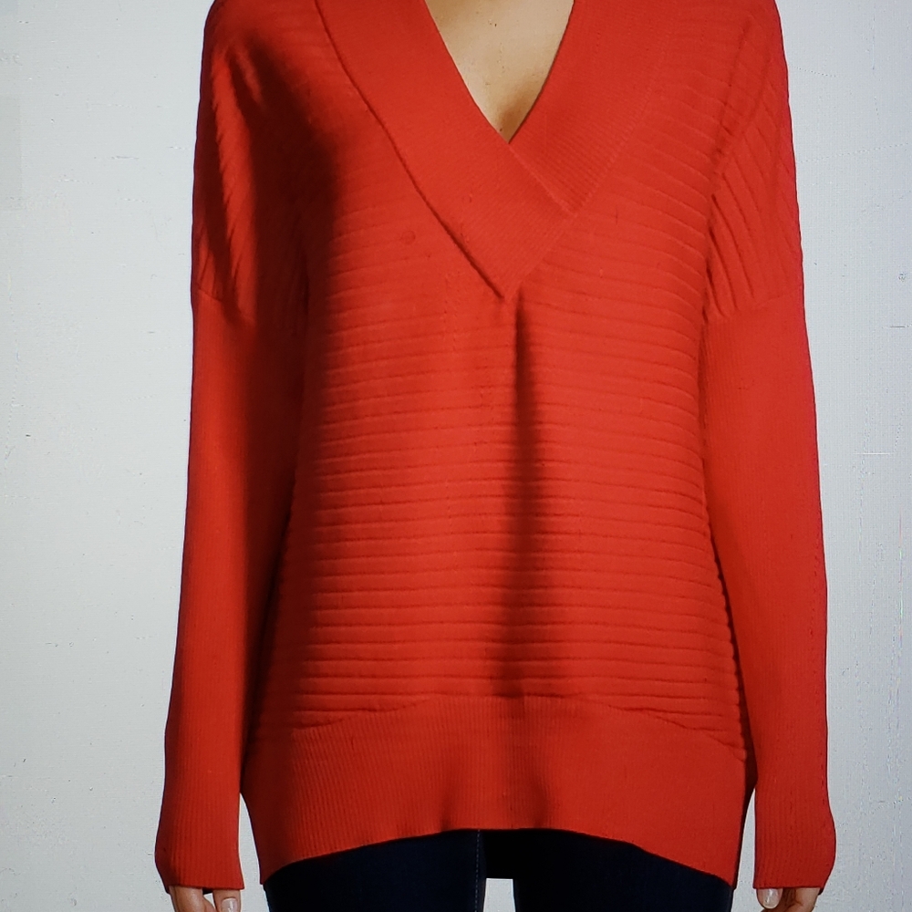 Time and Tru V Neck Pullover